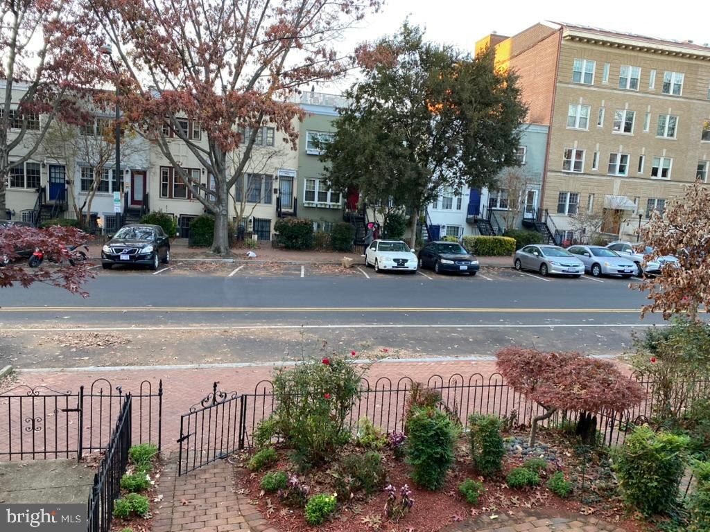 DUPONT - Residential Lease