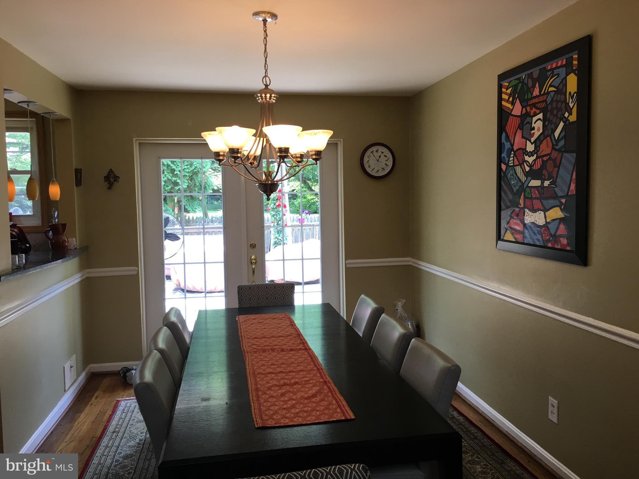 OAKWOOD KNOLLS - Residential Lease