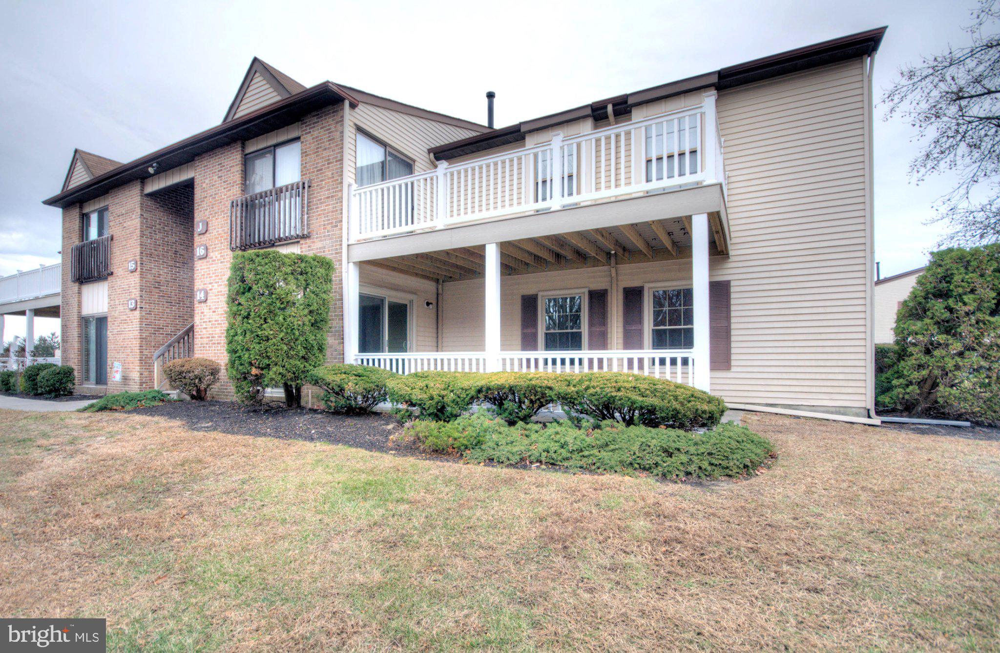 14 PICKWICK PLACE