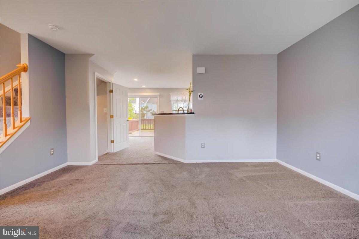 KINGS GRANT - Residential