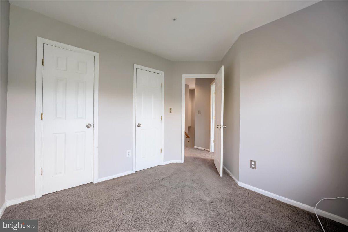 KINGS GRANT - Residential