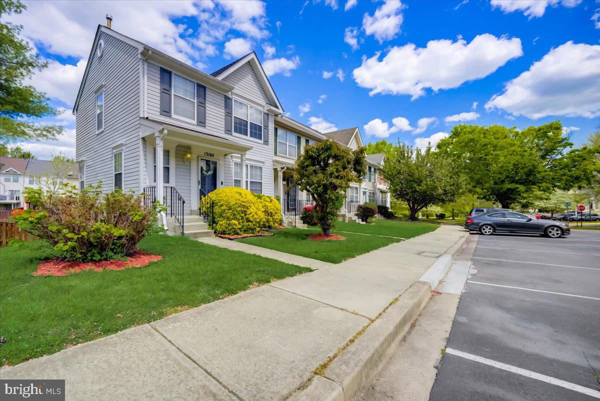 KINGS GRANT - Residential