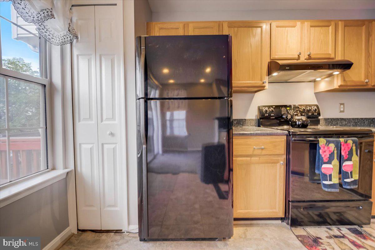 KINGS GRANT - Residential