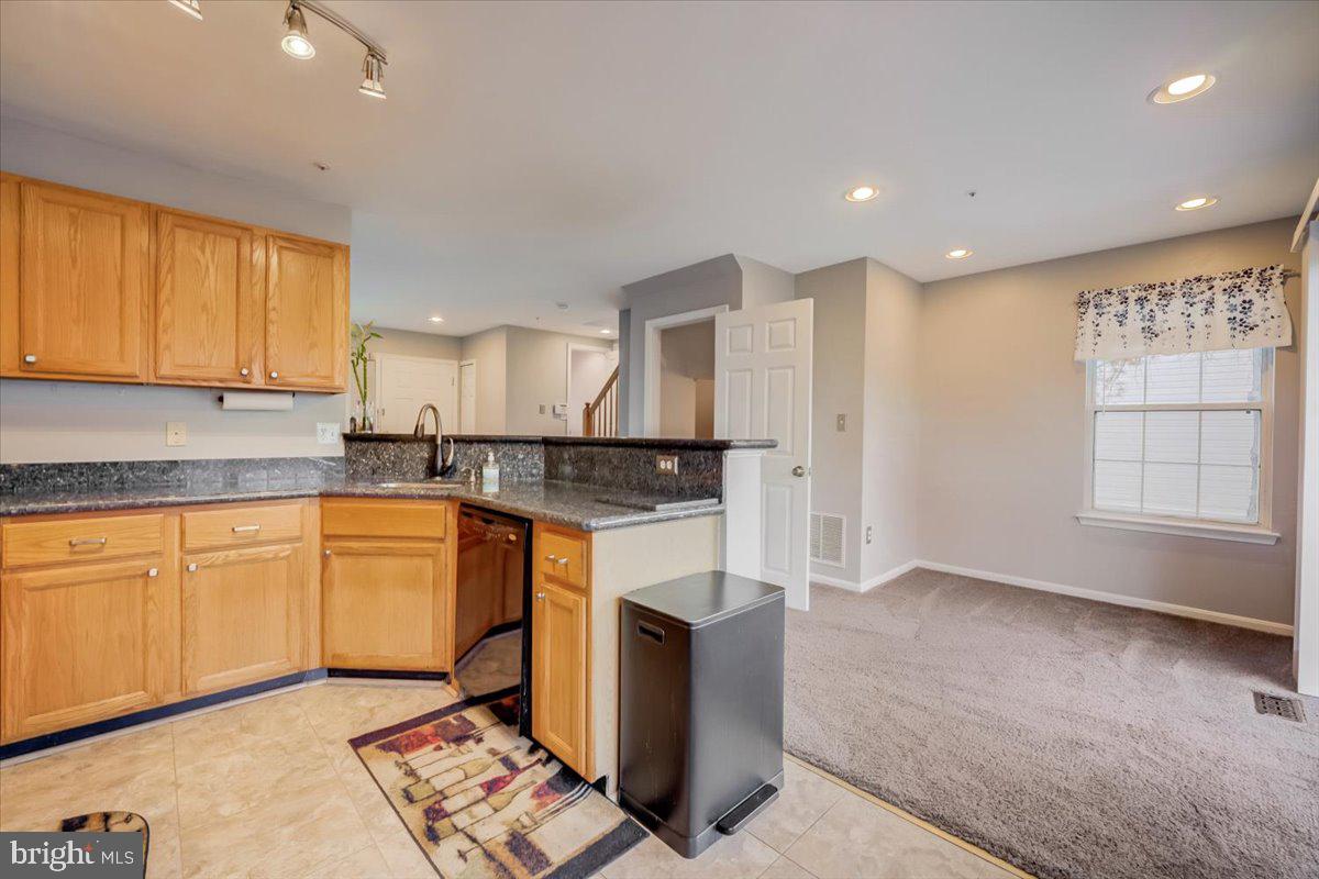 KINGS GRANT - Residential