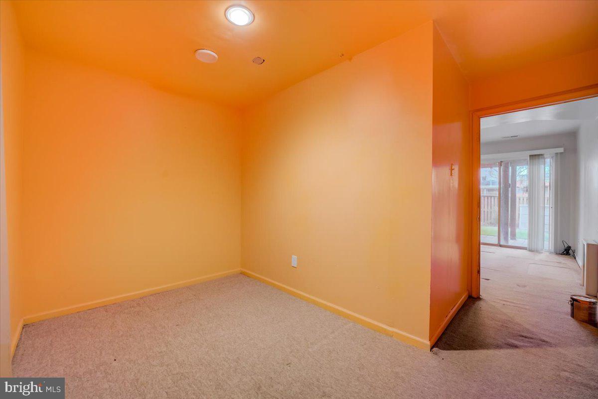 KINGS GRANT - Residential