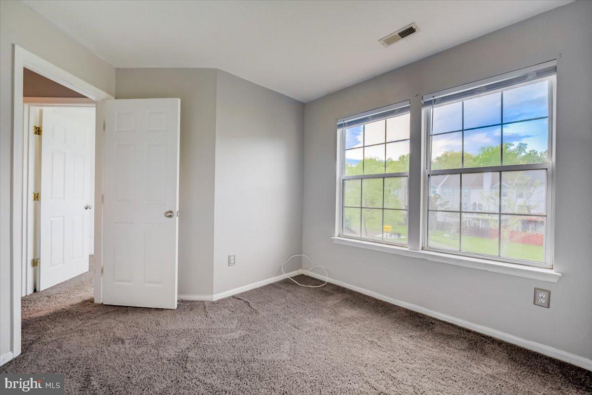 KINGS GRANT - Residential