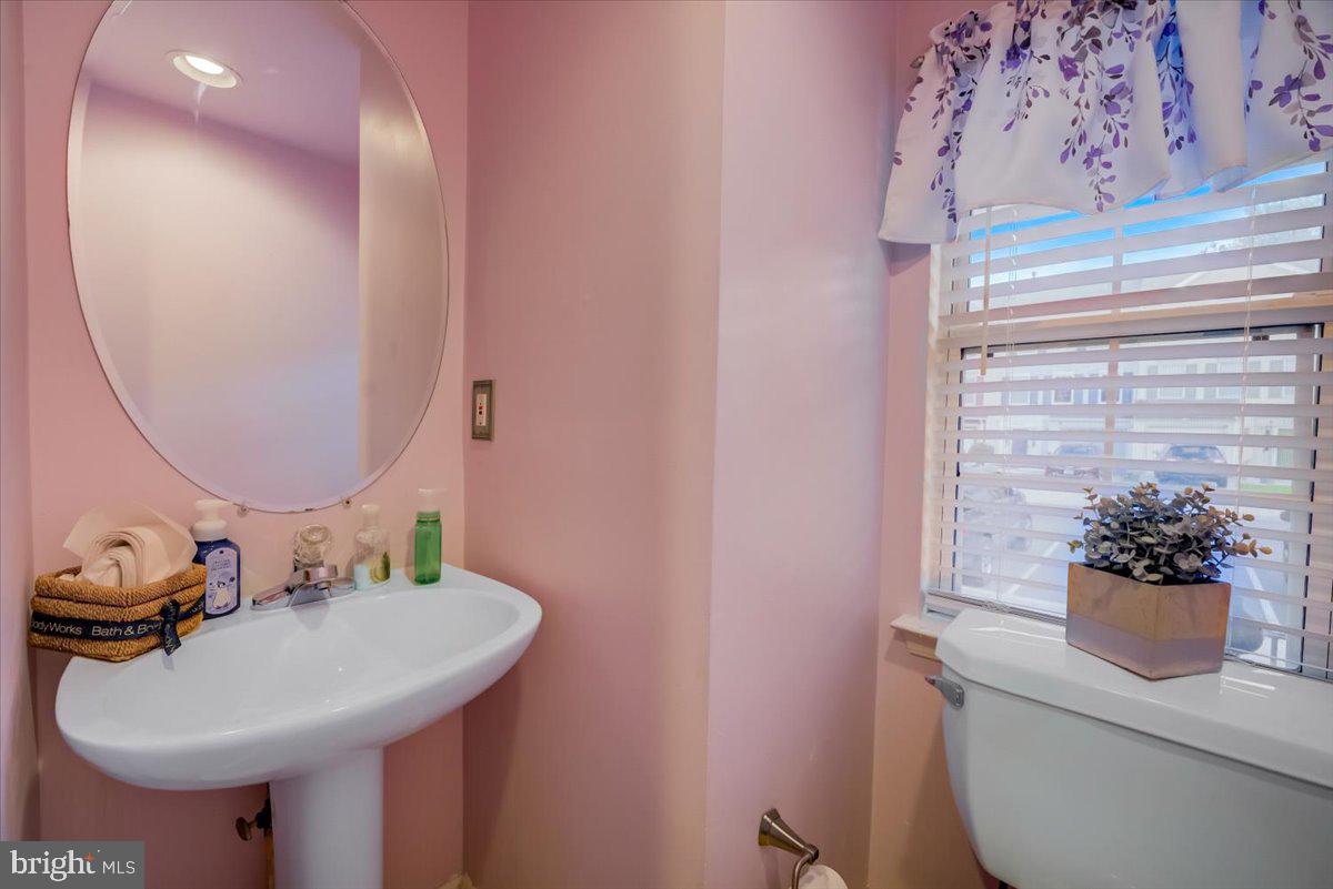 KINGS GRANT - Residential