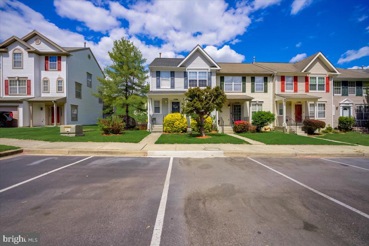 KINGS GRANT - Residential