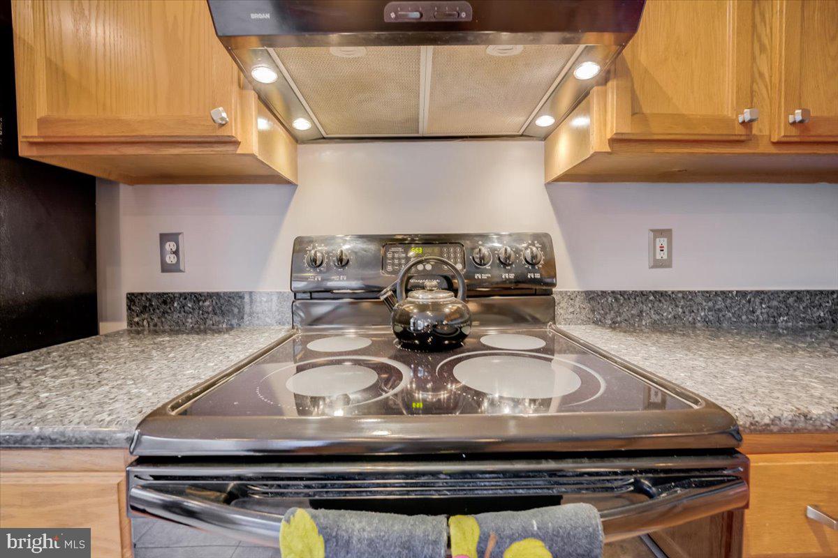 KINGS GRANT - Residential