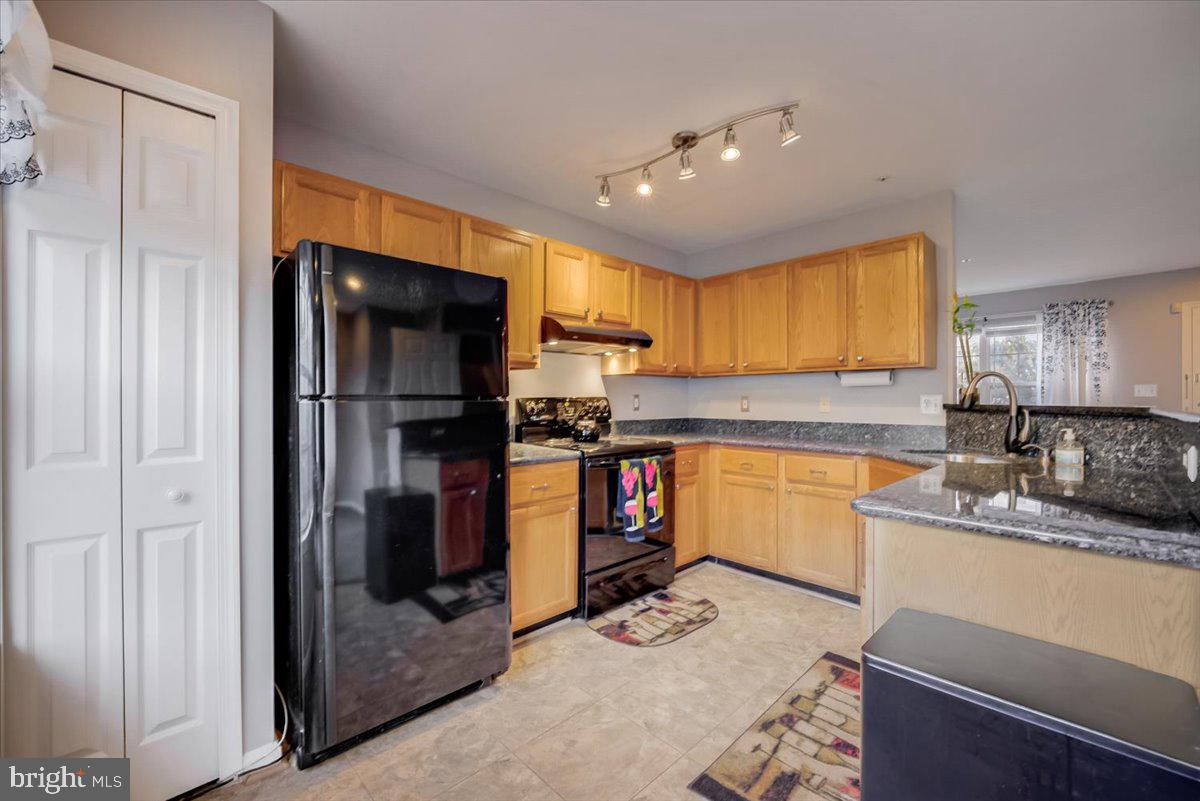 KINGS GRANT - Residential