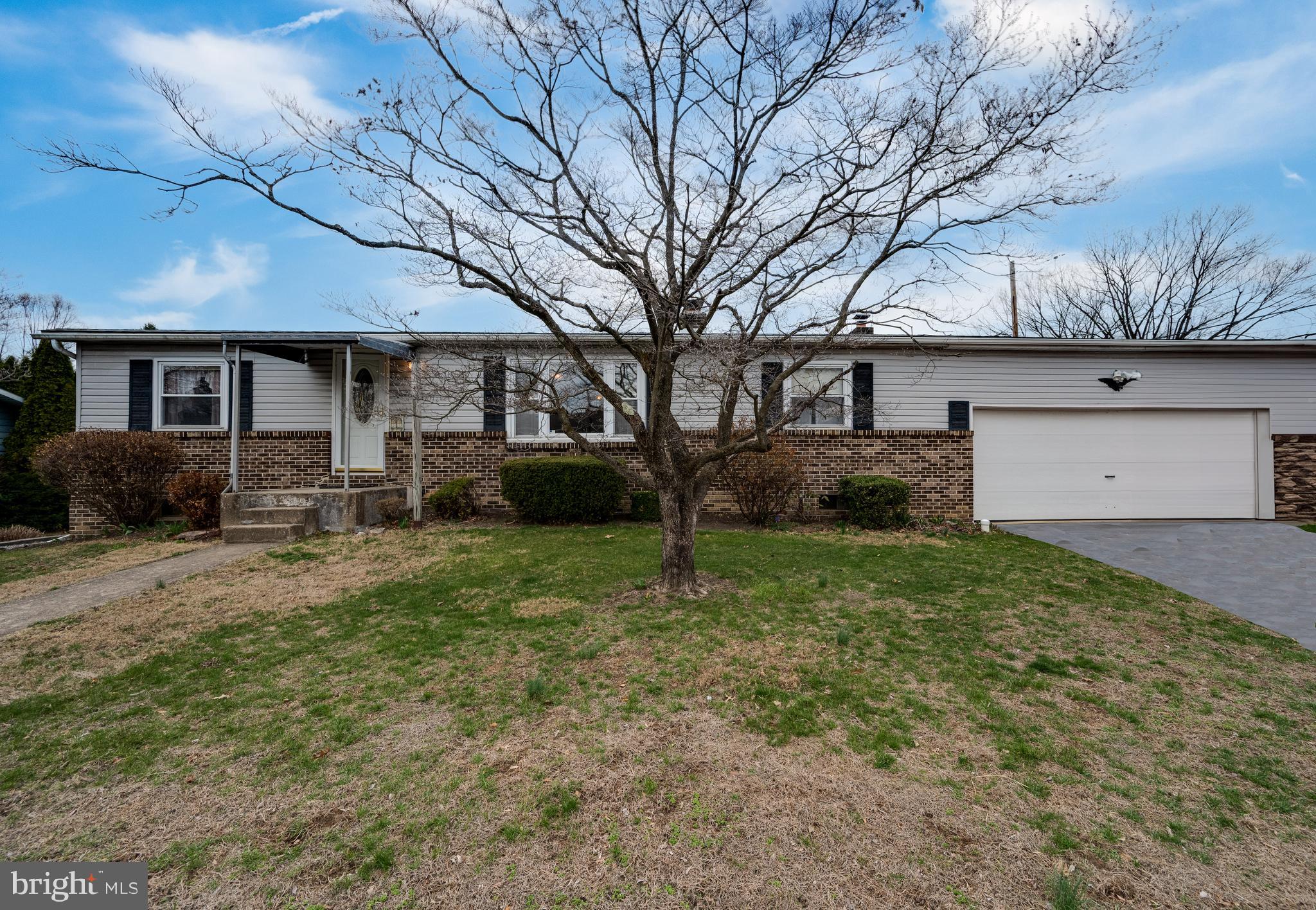 SADDLEBROOK - Residential