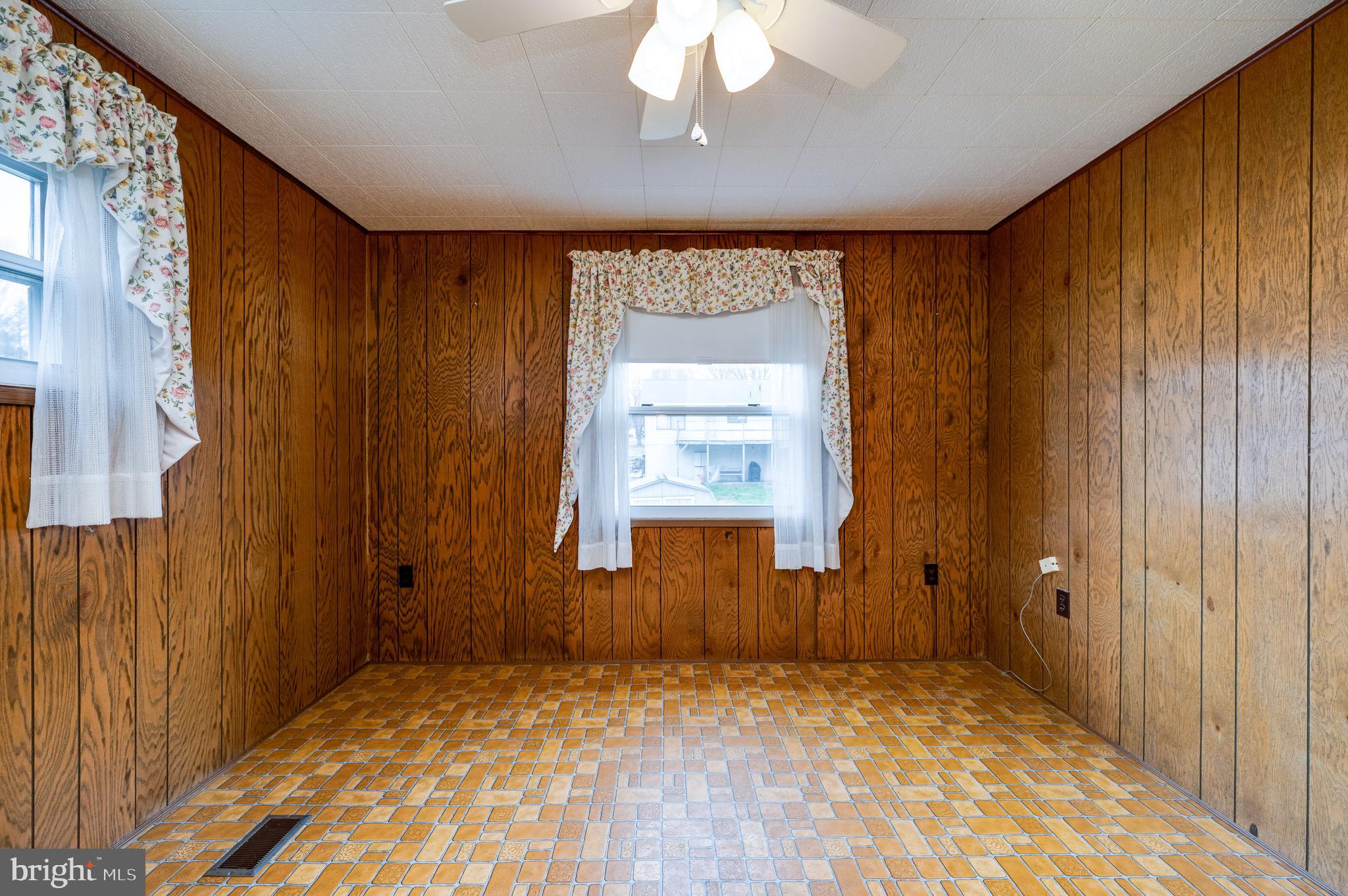 SADDLEBROOK - Residential