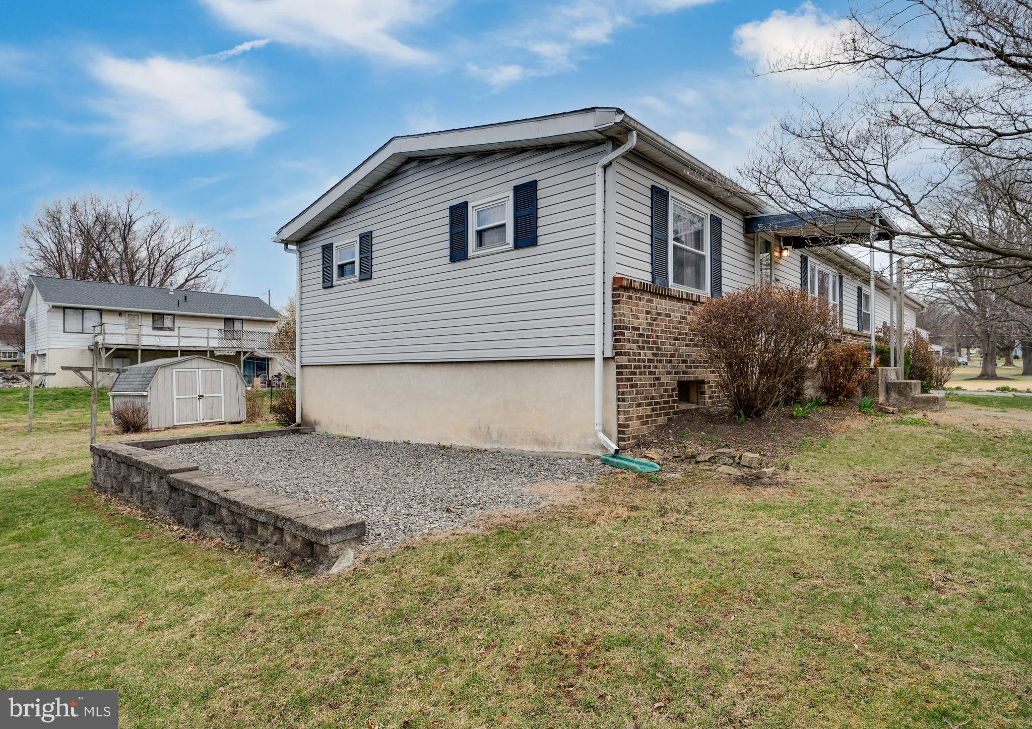 SADDLEBROOK - Residential