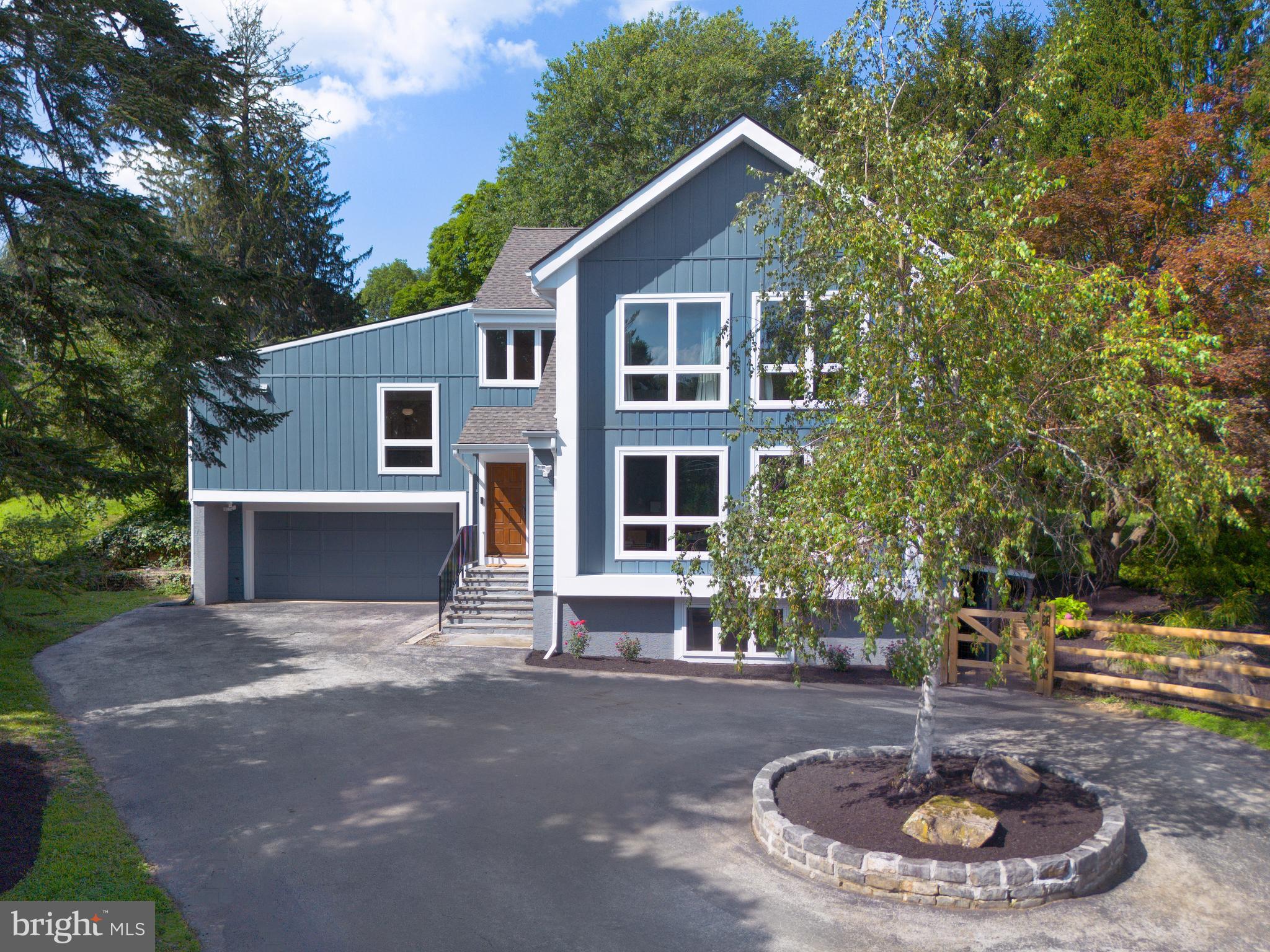 526 N SPRING MILL ROAD