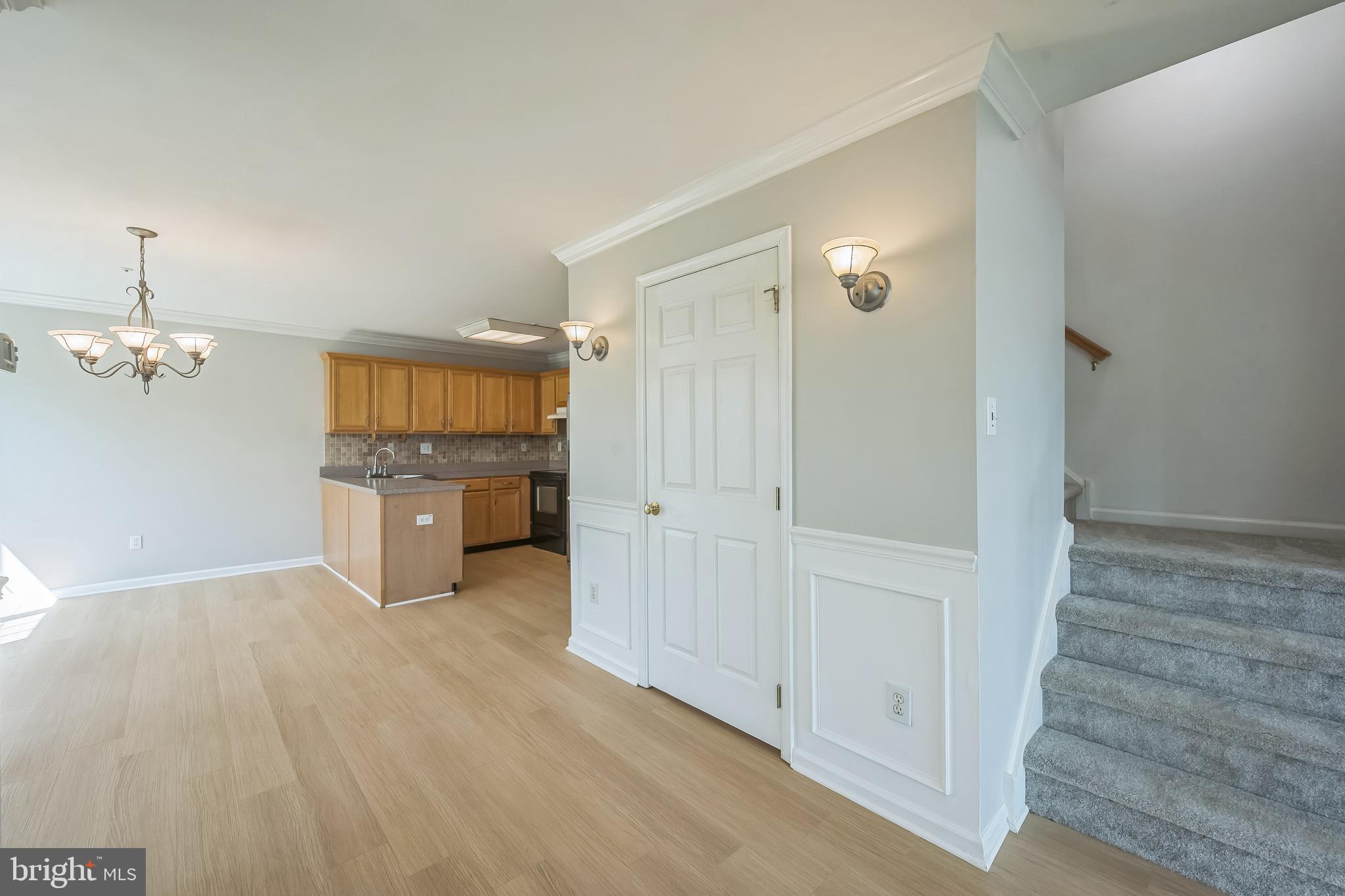 108 EAGLE COURT 105