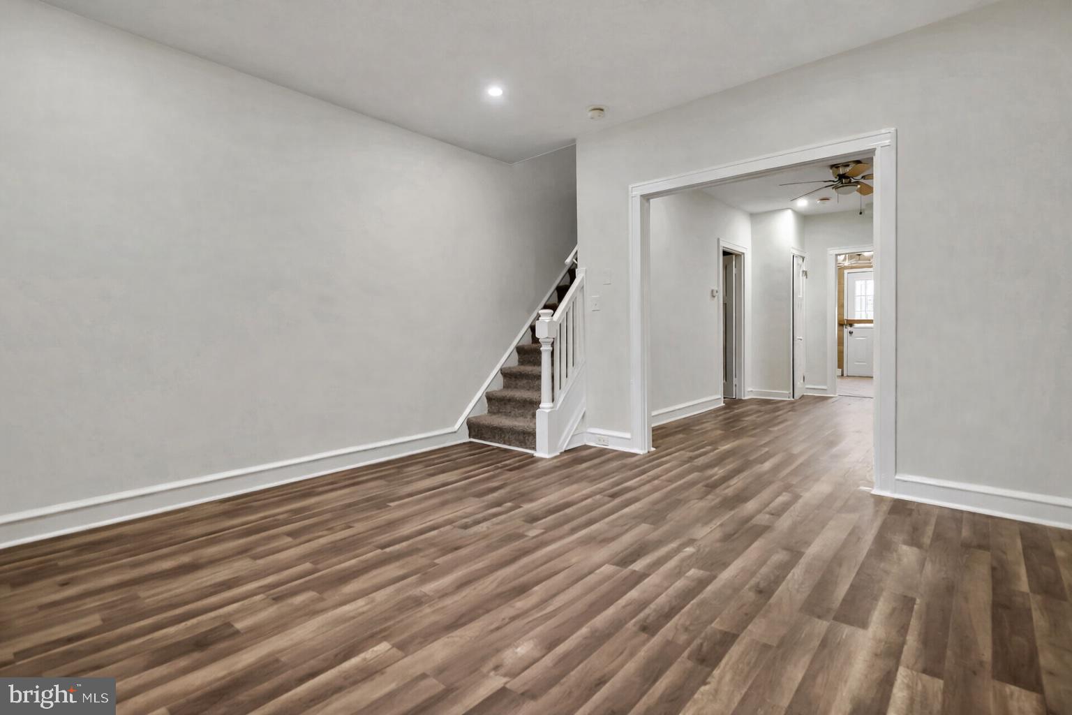 MADISON EASTEND - Residential