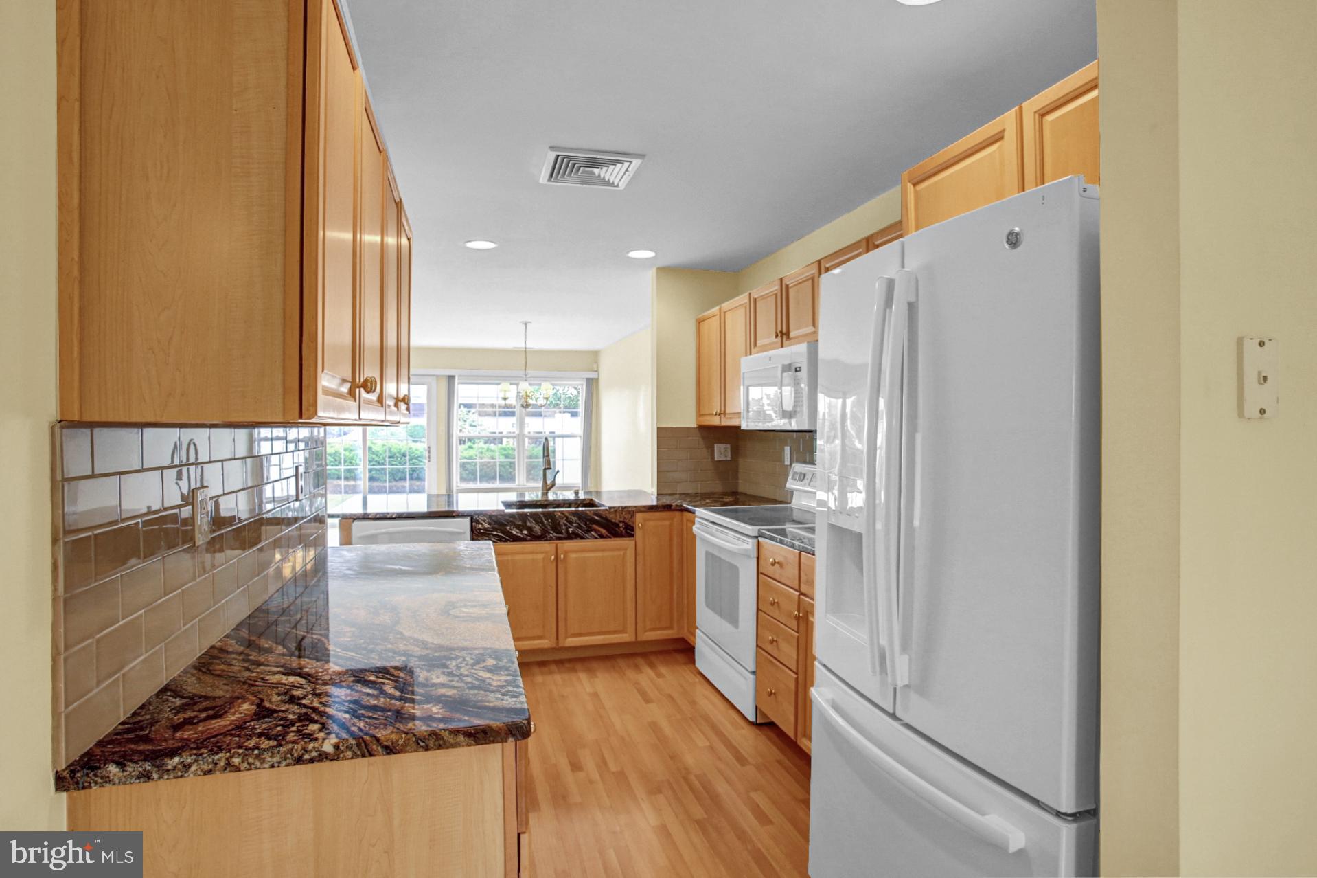 OAK HILL - Residential