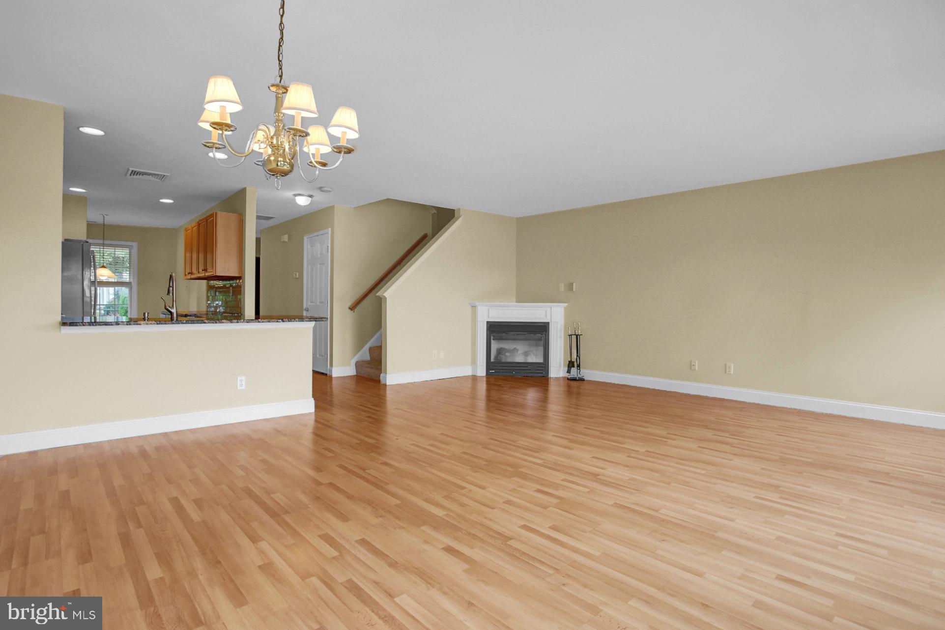 OAK HILL - Residential