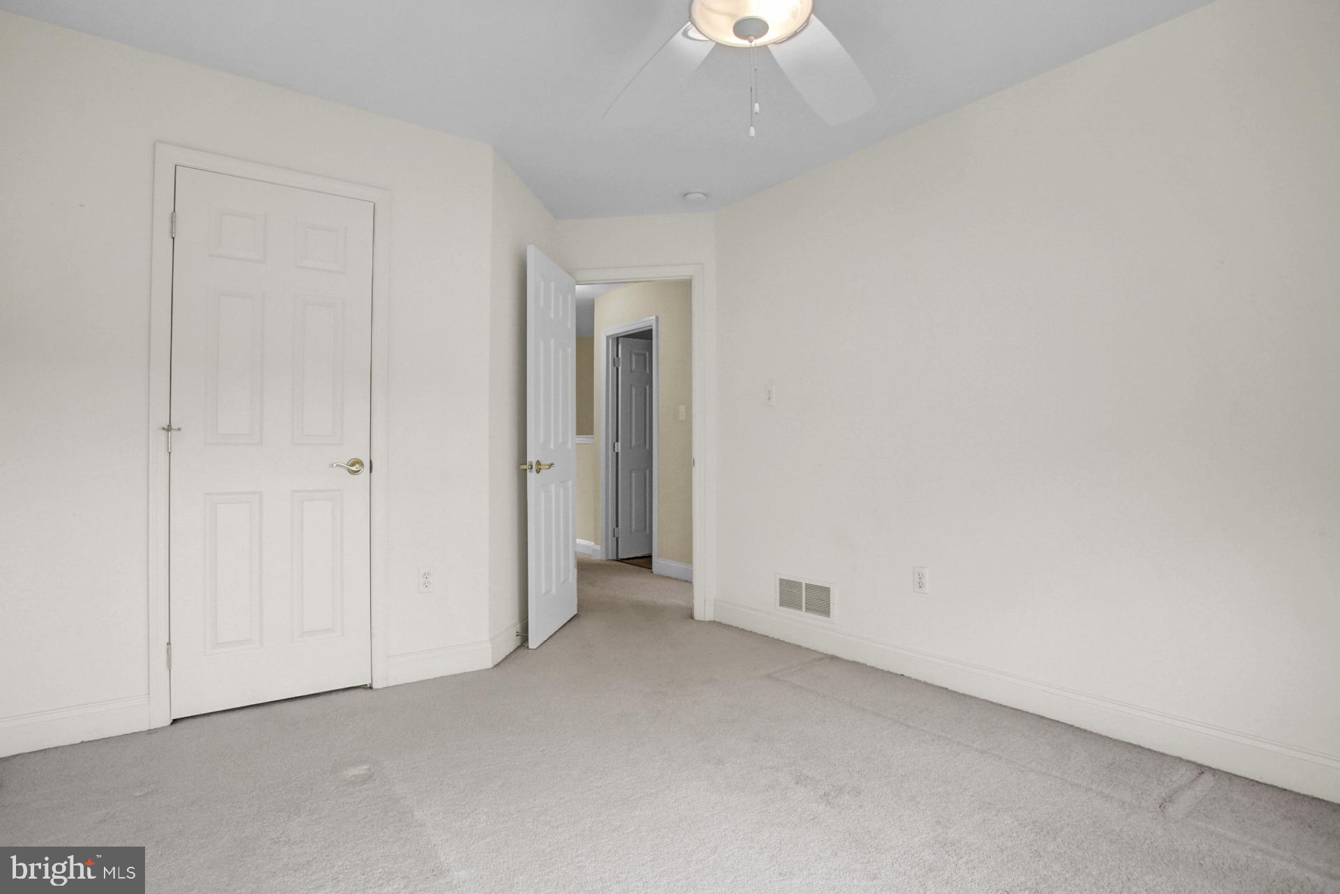 OAK HILL - Residential