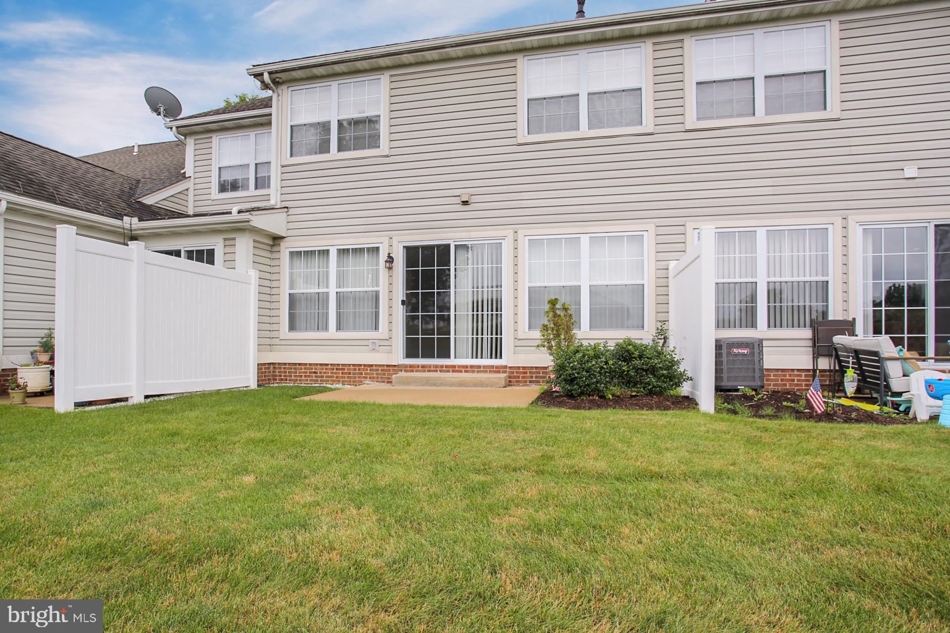OAK HILL - Residential