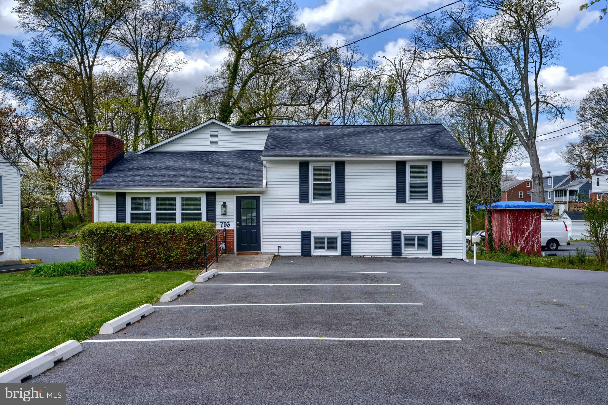 716 S MAIN STREET