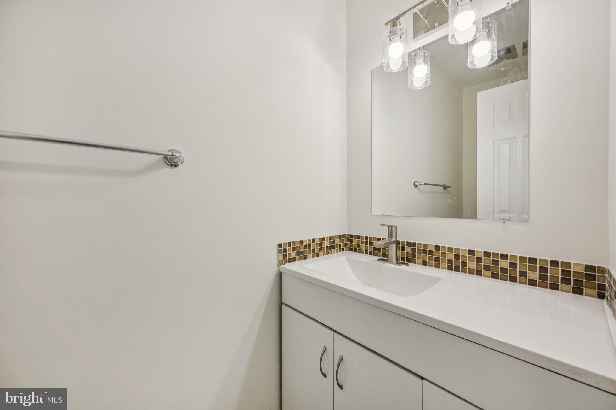 WATKINS GLEN - Residential Lease