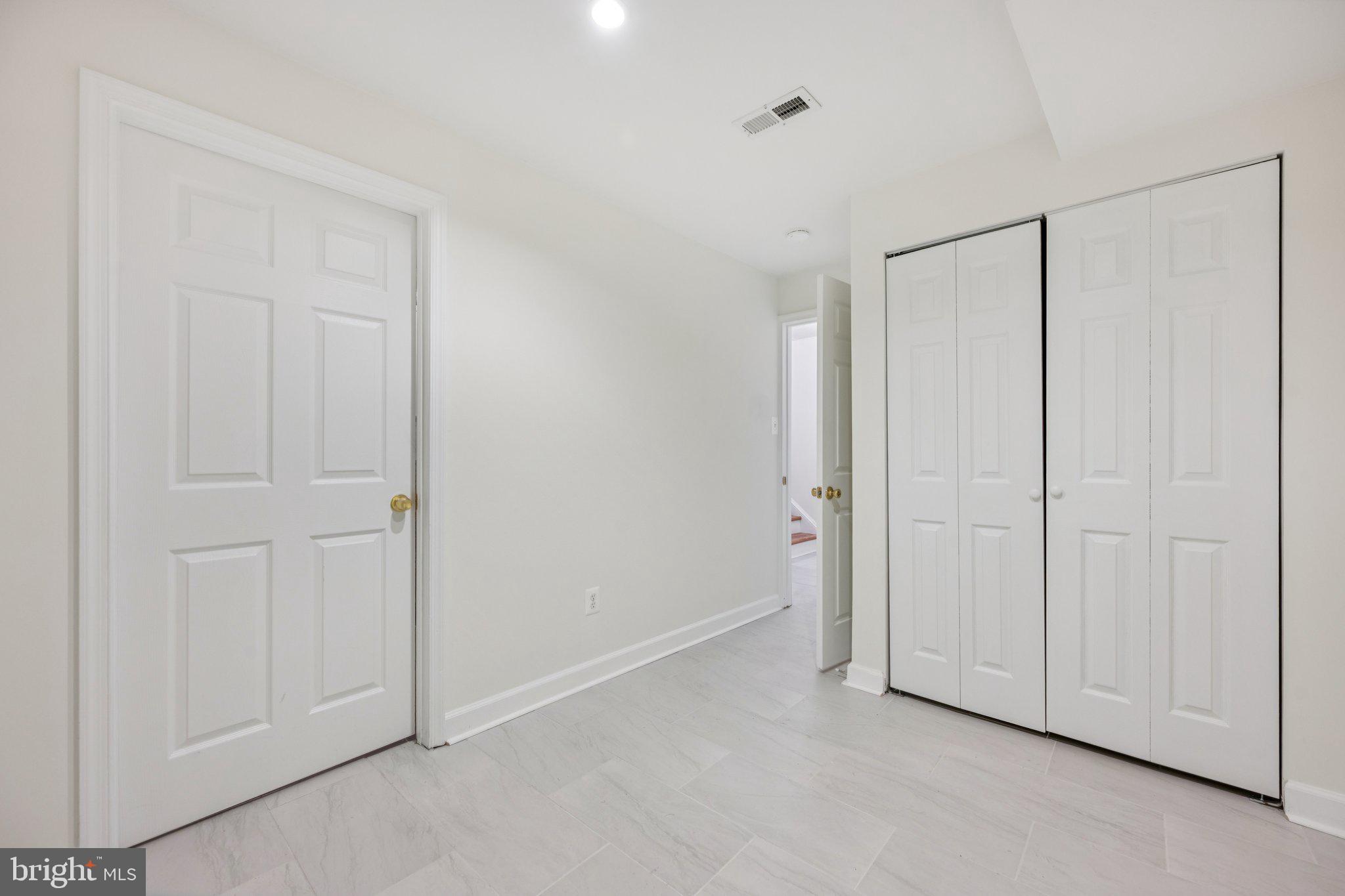 WATKINS GLEN - Residential Lease