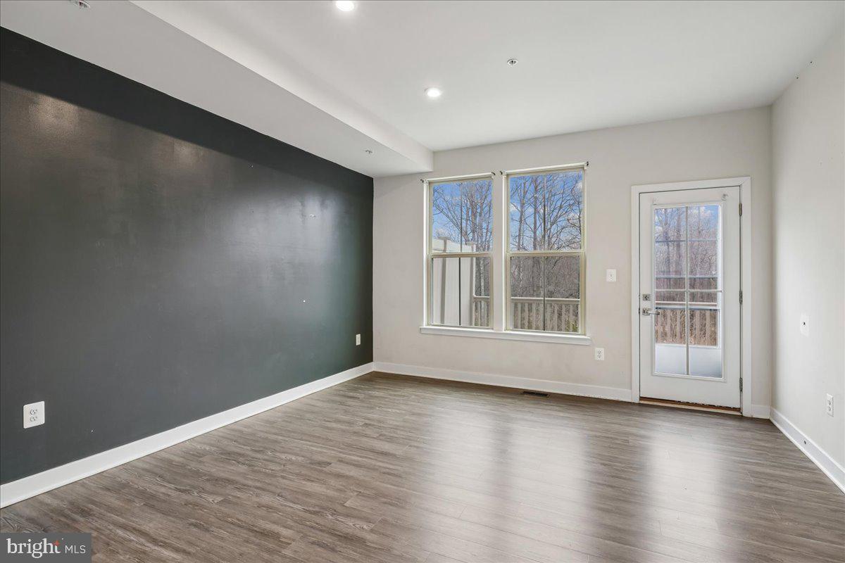 TIMOTHY BRANCH TOWNS - Residential