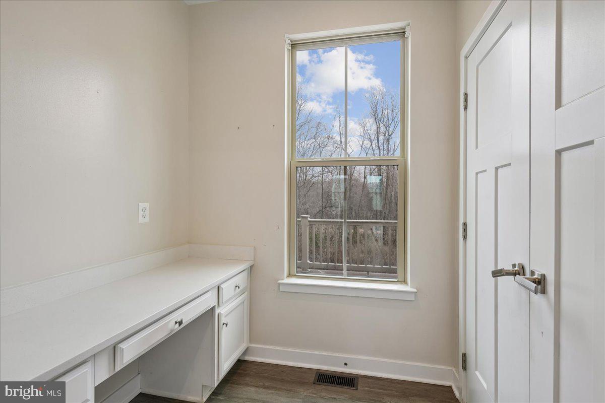 TIMOTHY BRANCH TOWNS - Residential