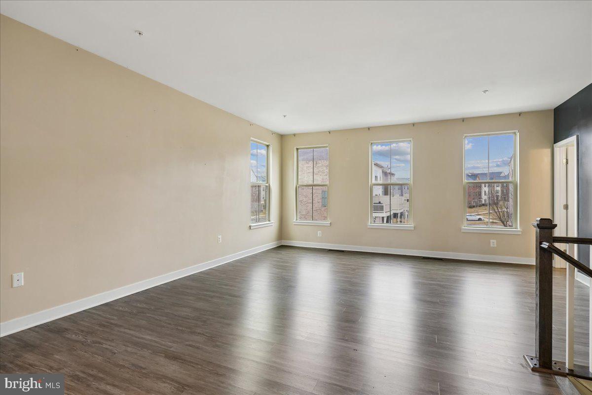 TIMOTHY BRANCH TOWNS - Residential