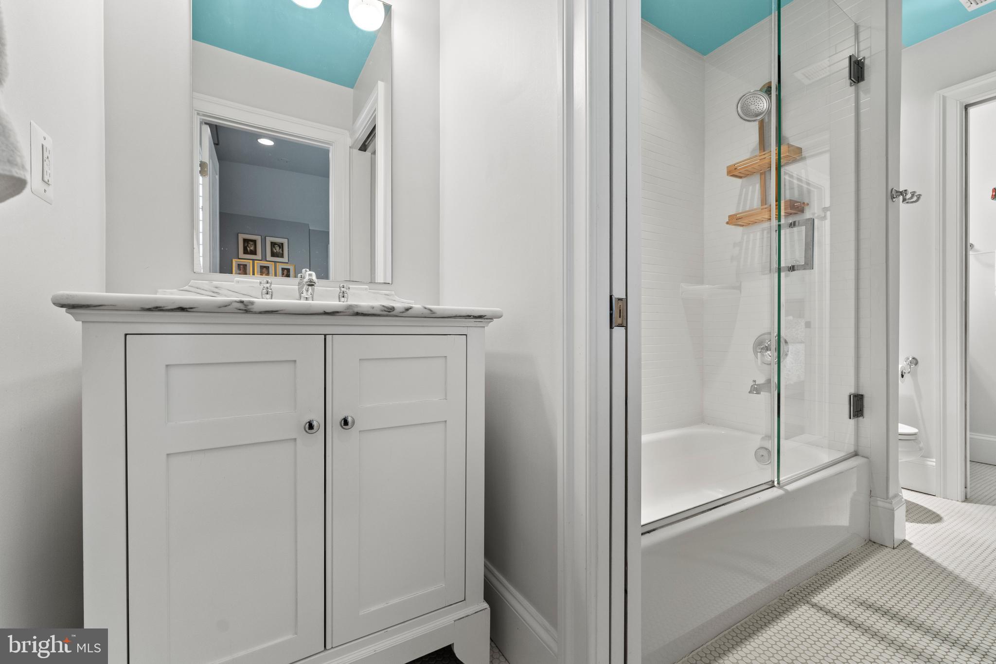 LACEY FOREST - Residential