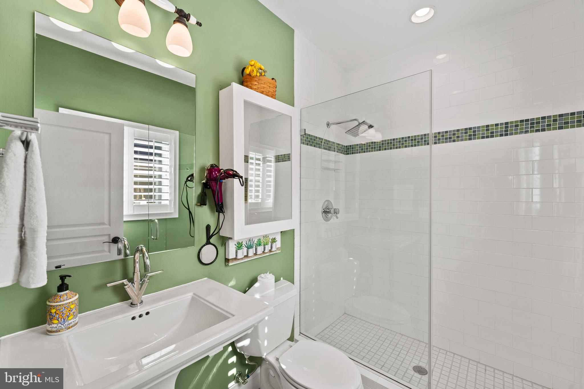 LACEY FOREST - Residential