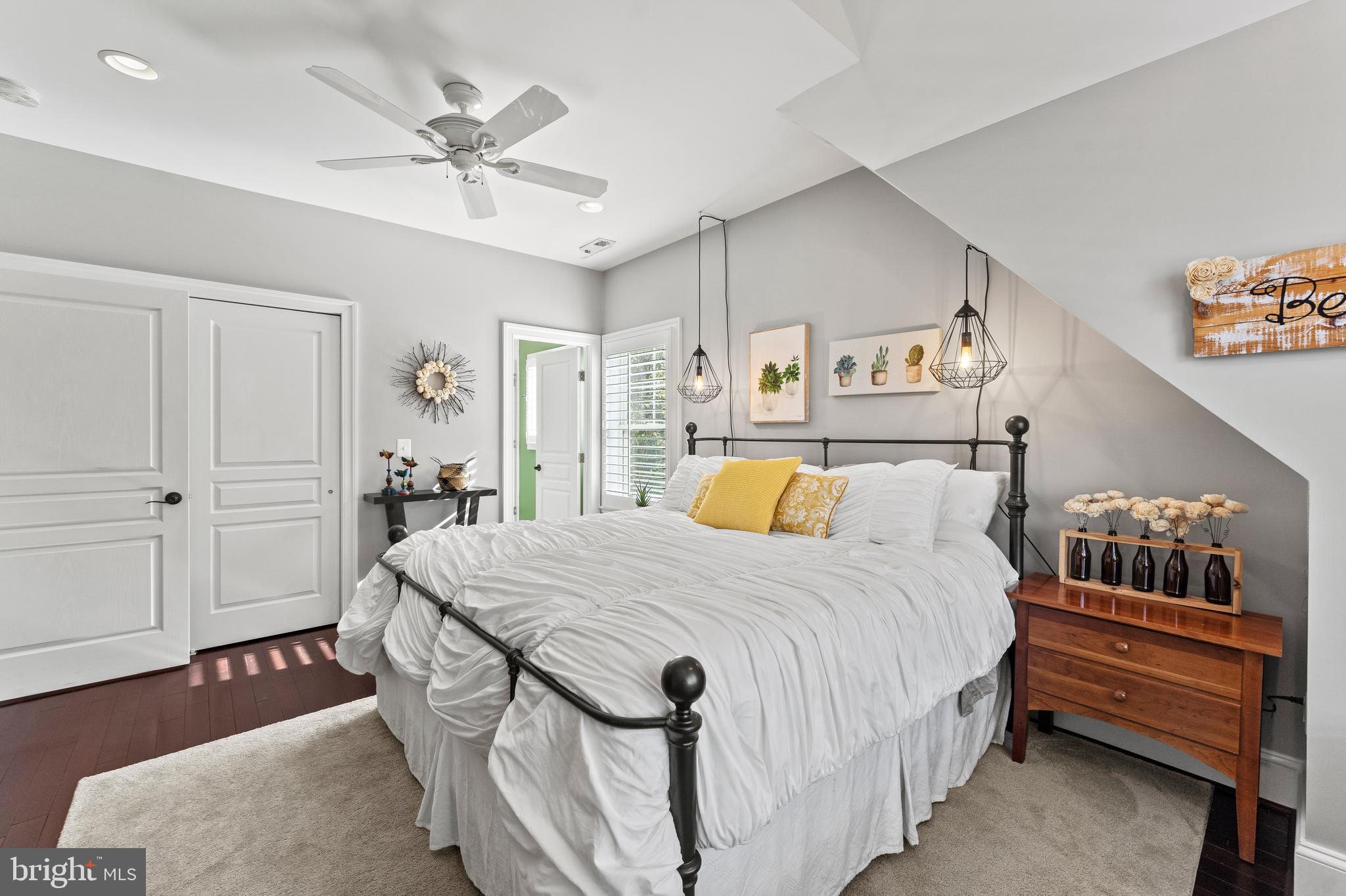 LACEY FOREST - Residential