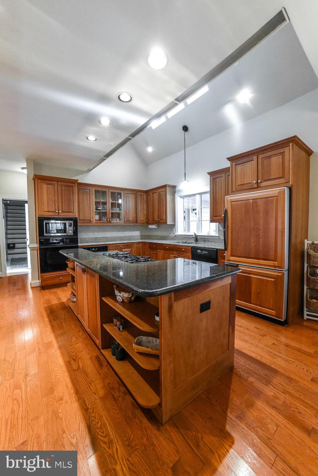 AVENMAR - Residential