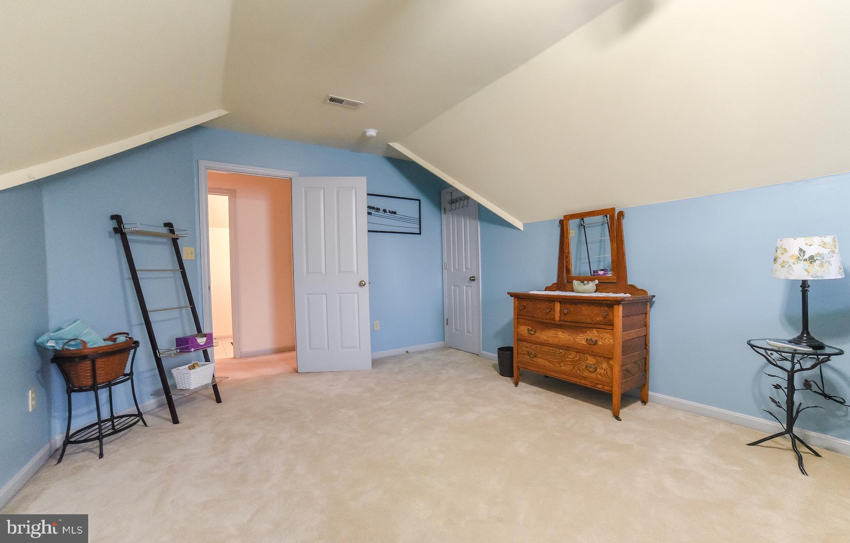 AVENMAR - Residential