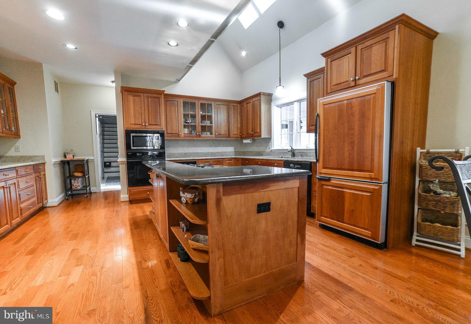 AVENMAR - Residential