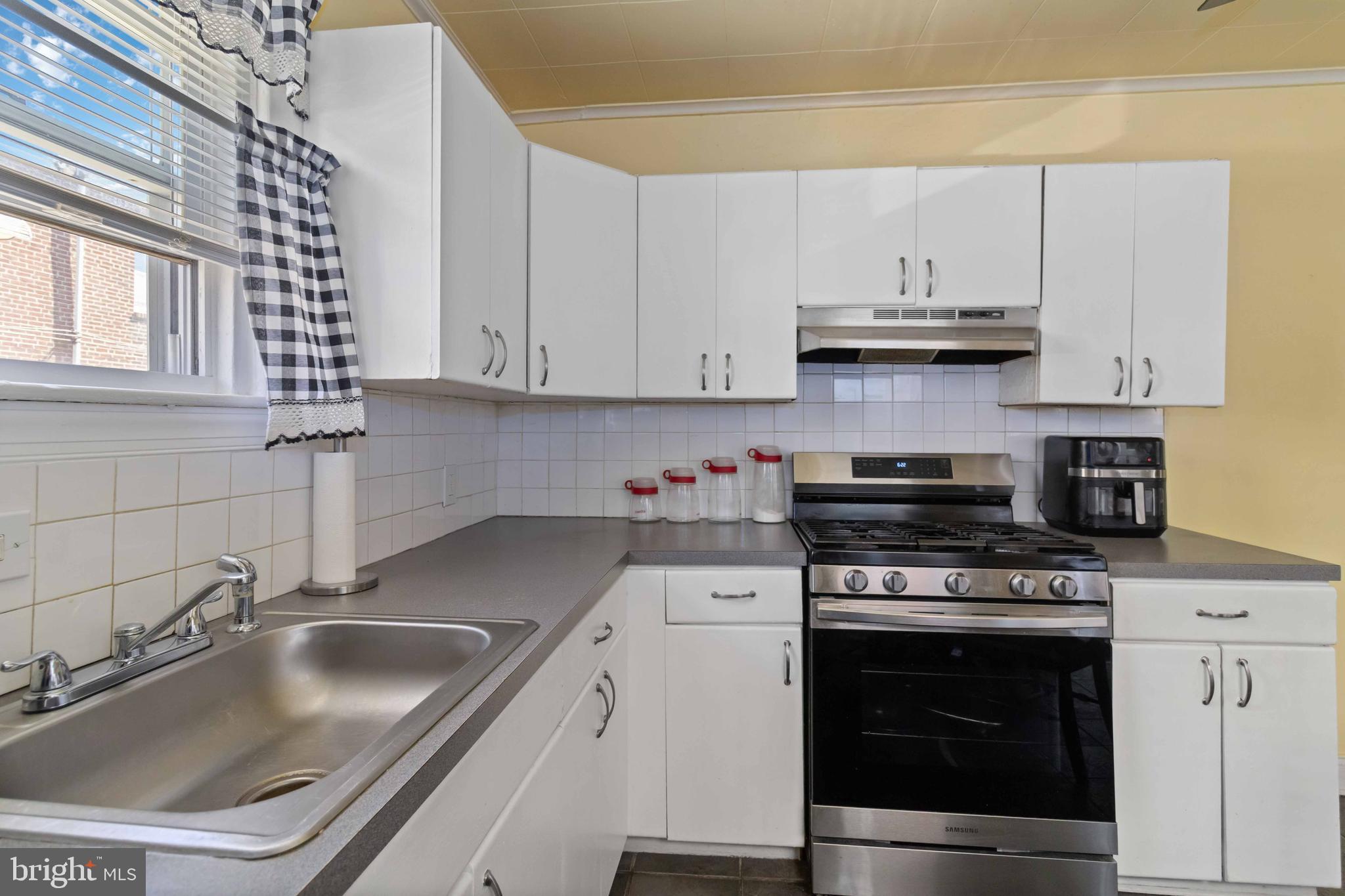 FRANKFORD - Residential