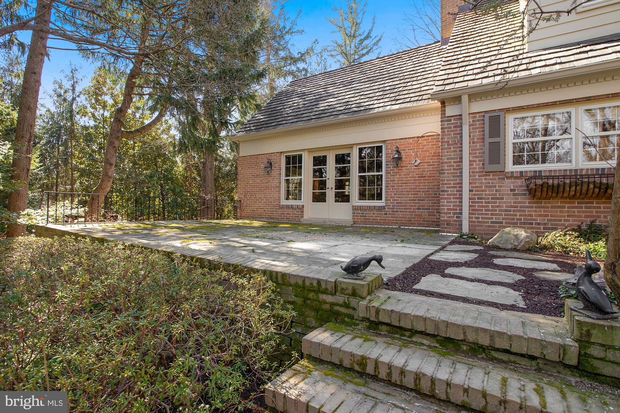 LANGLEY FARMS - Residential