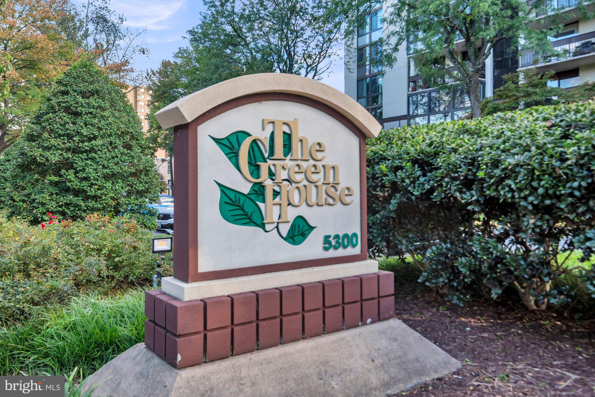 5300 HOLMES RUN PARKWAY 815