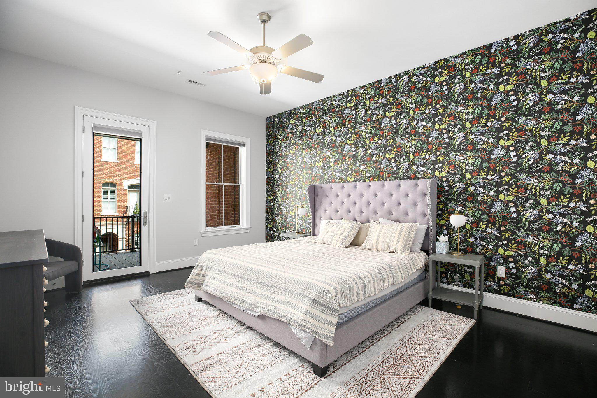 AMELIA SQUARE - Residential