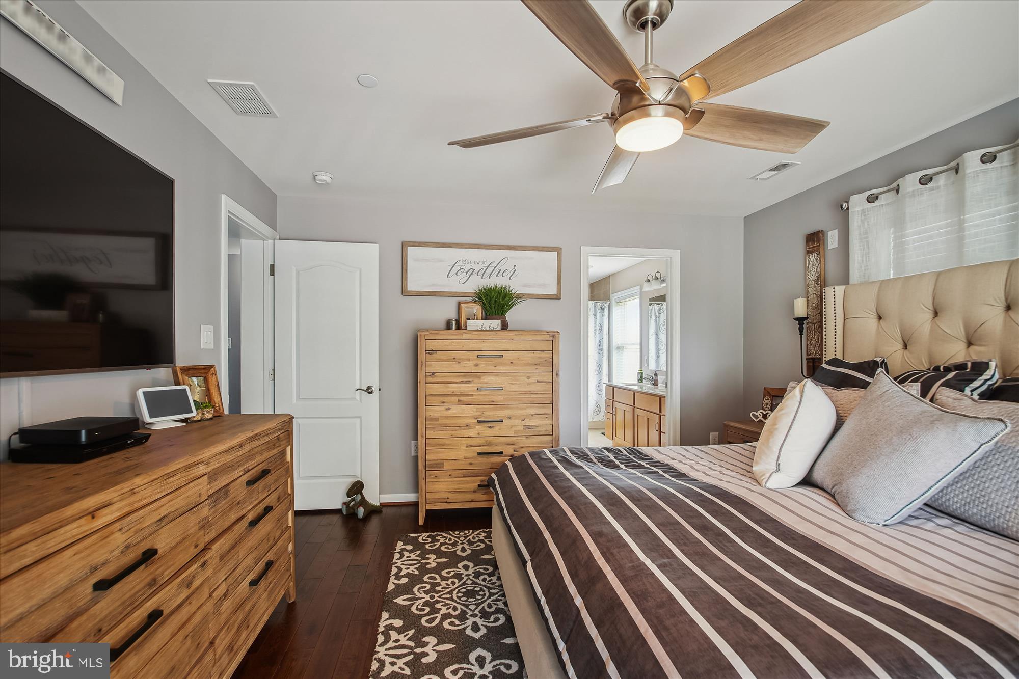 CARROLLTON MANOR - Residential Lease