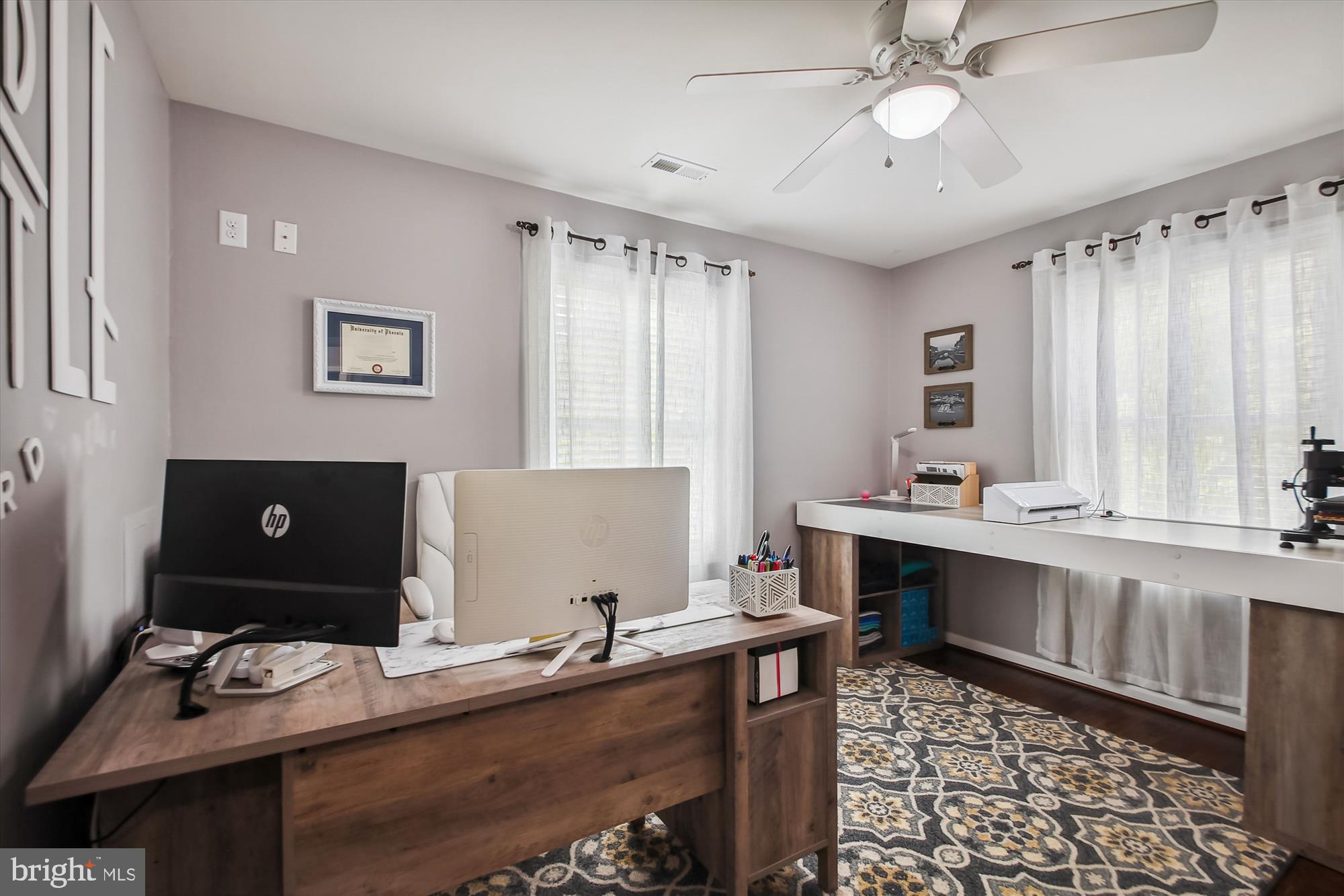 CARROLLTON MANOR - Residential Lease