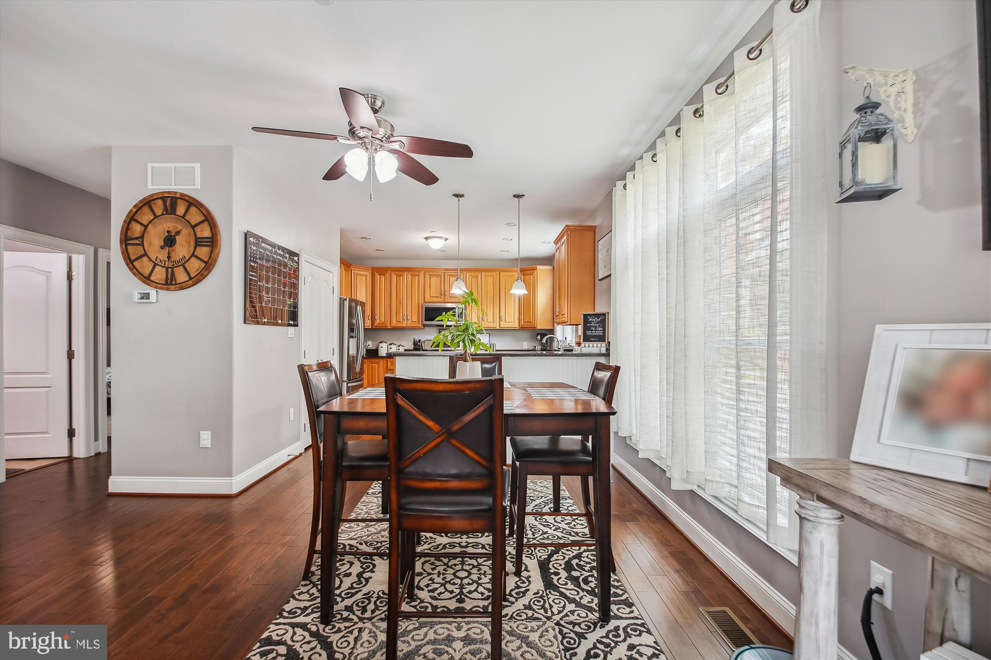 CARROLLTON MANOR - Residential Lease