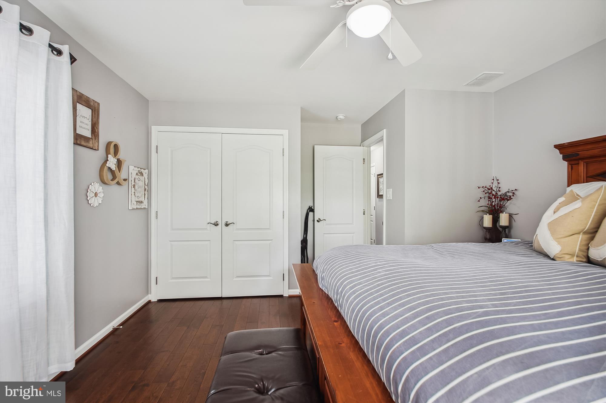 CARROLLTON MANOR - Residential Lease