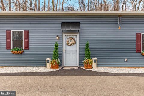 5331 MERRY OAKS ROAD THE PLAINS VA 20198