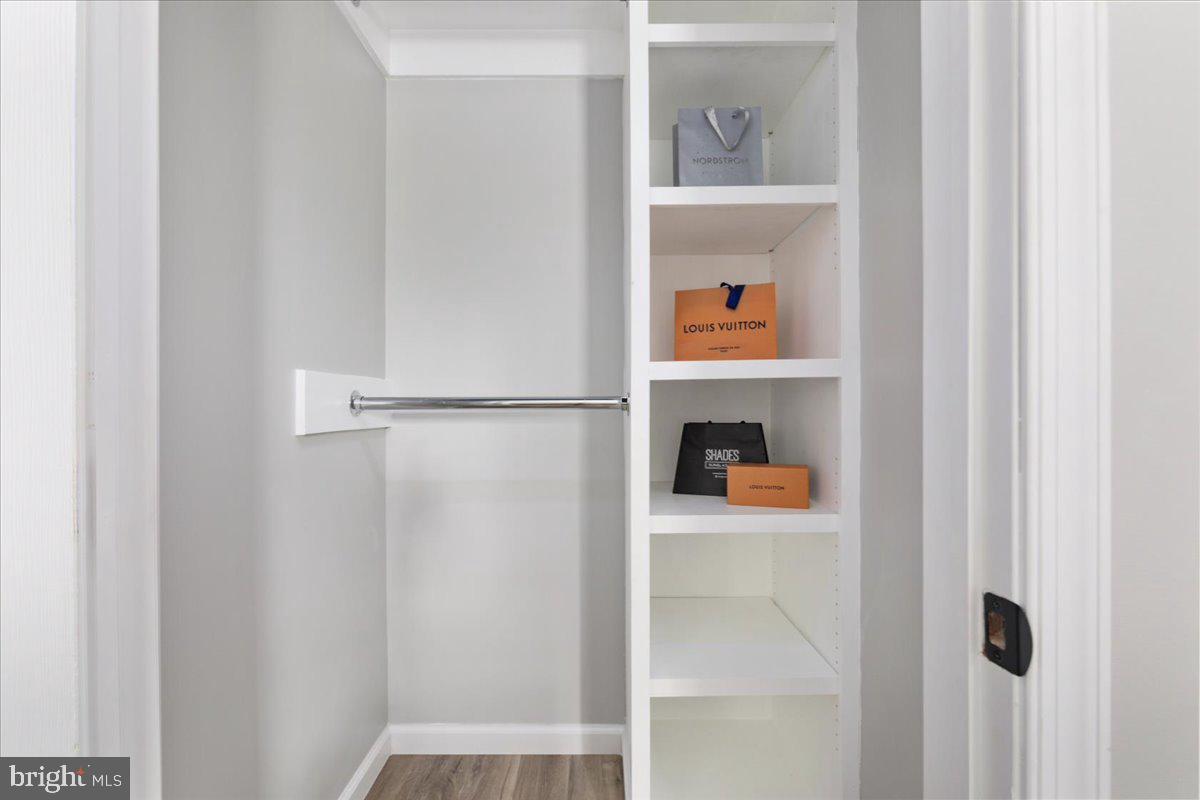 VALLEVUE - Residential