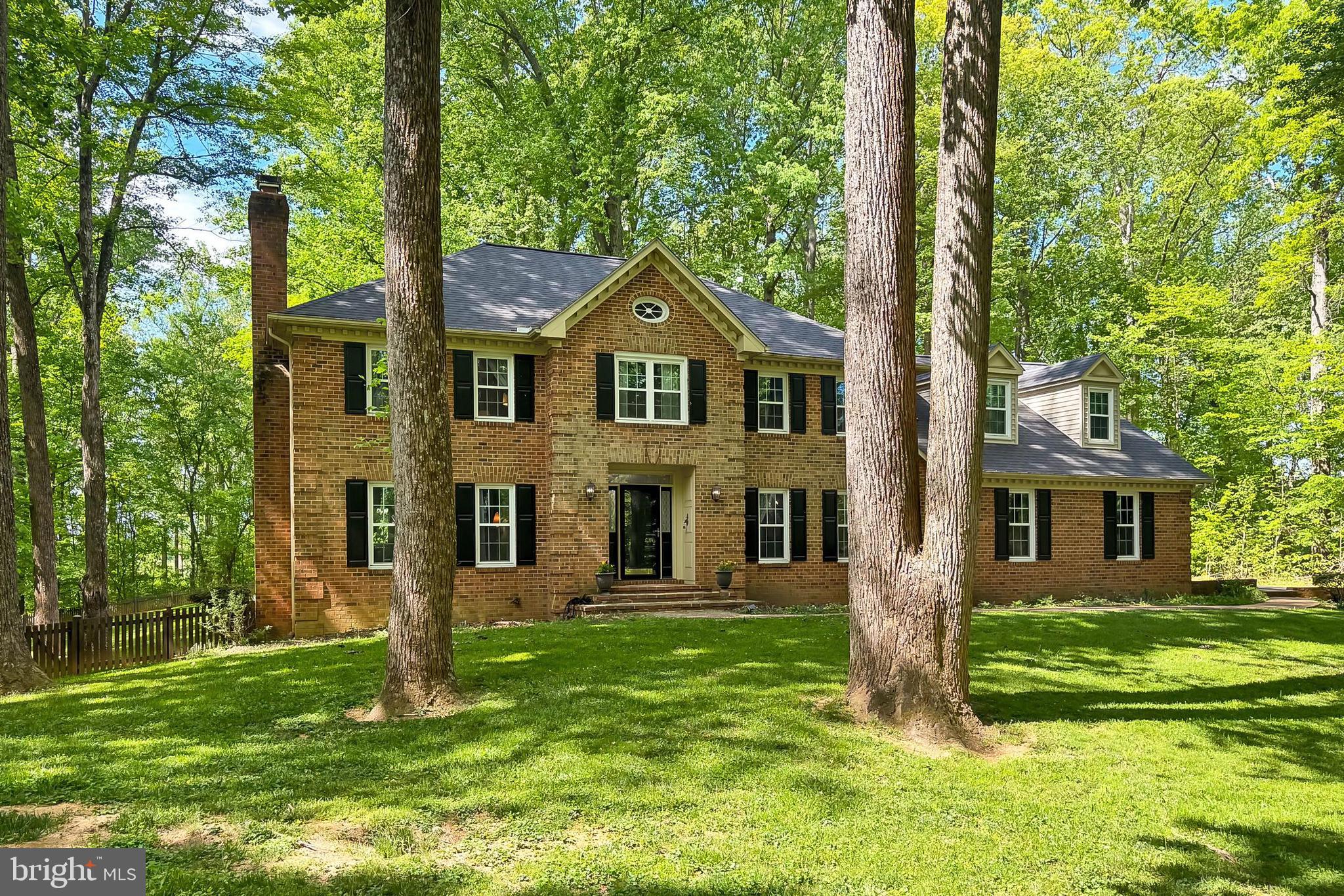 5839 WINDSOR RETREAT