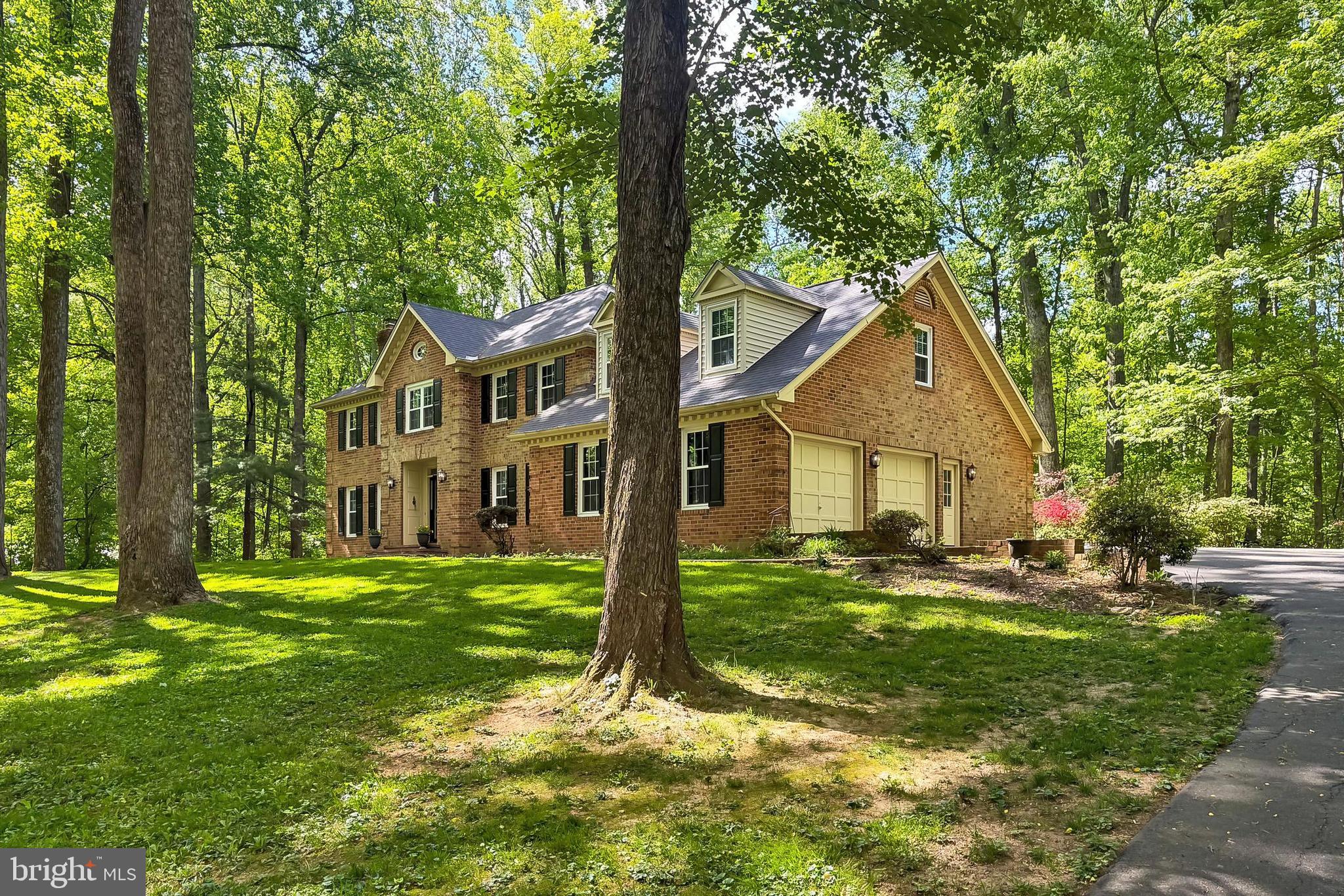 5839 WINDSOR RETREAT