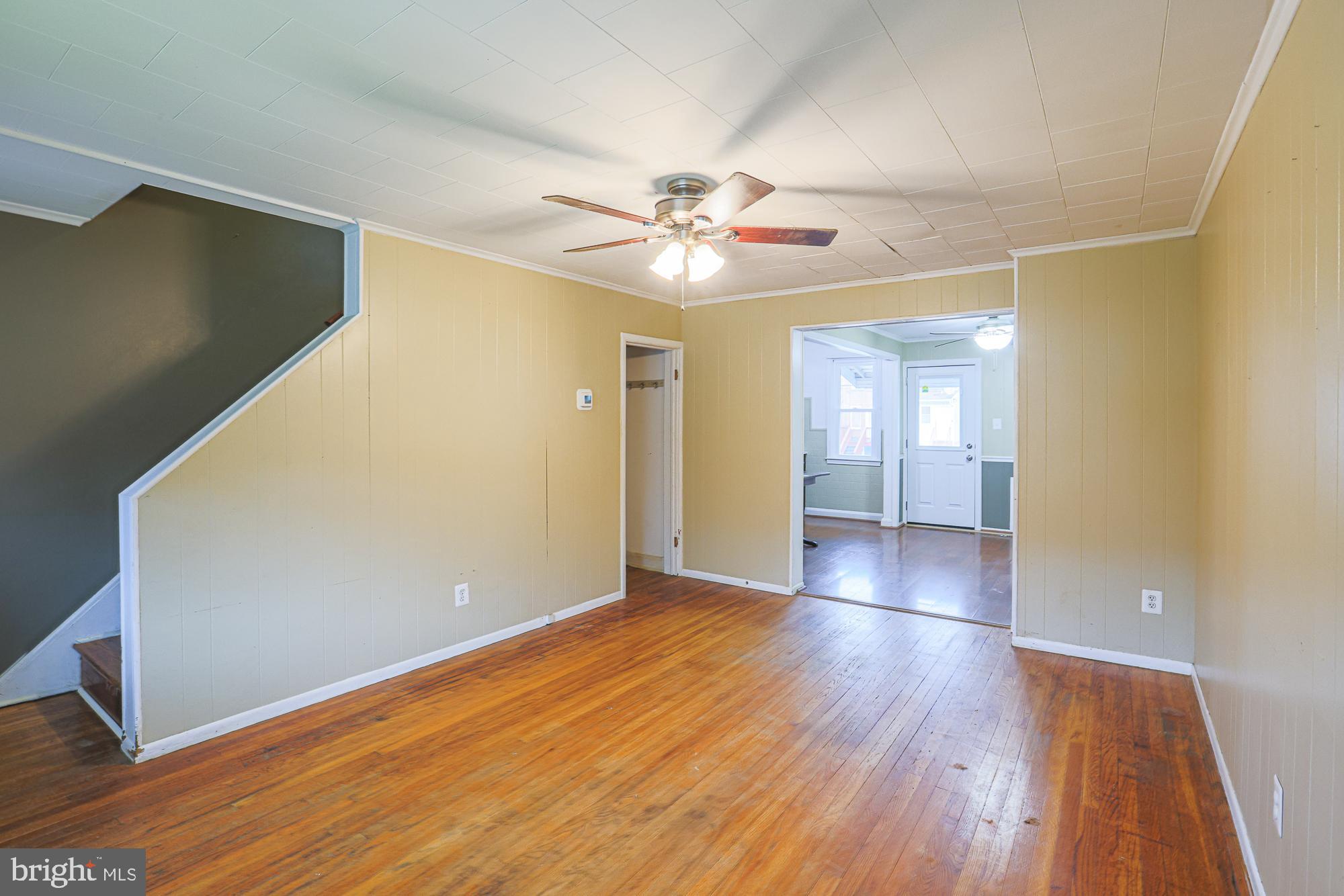 PHILADELPHIA HEIGHTS - Residential