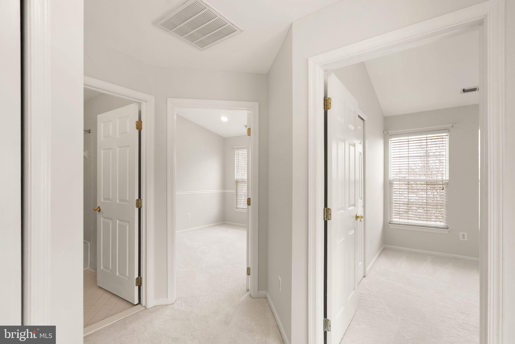 SOUTH RIDING - Residential